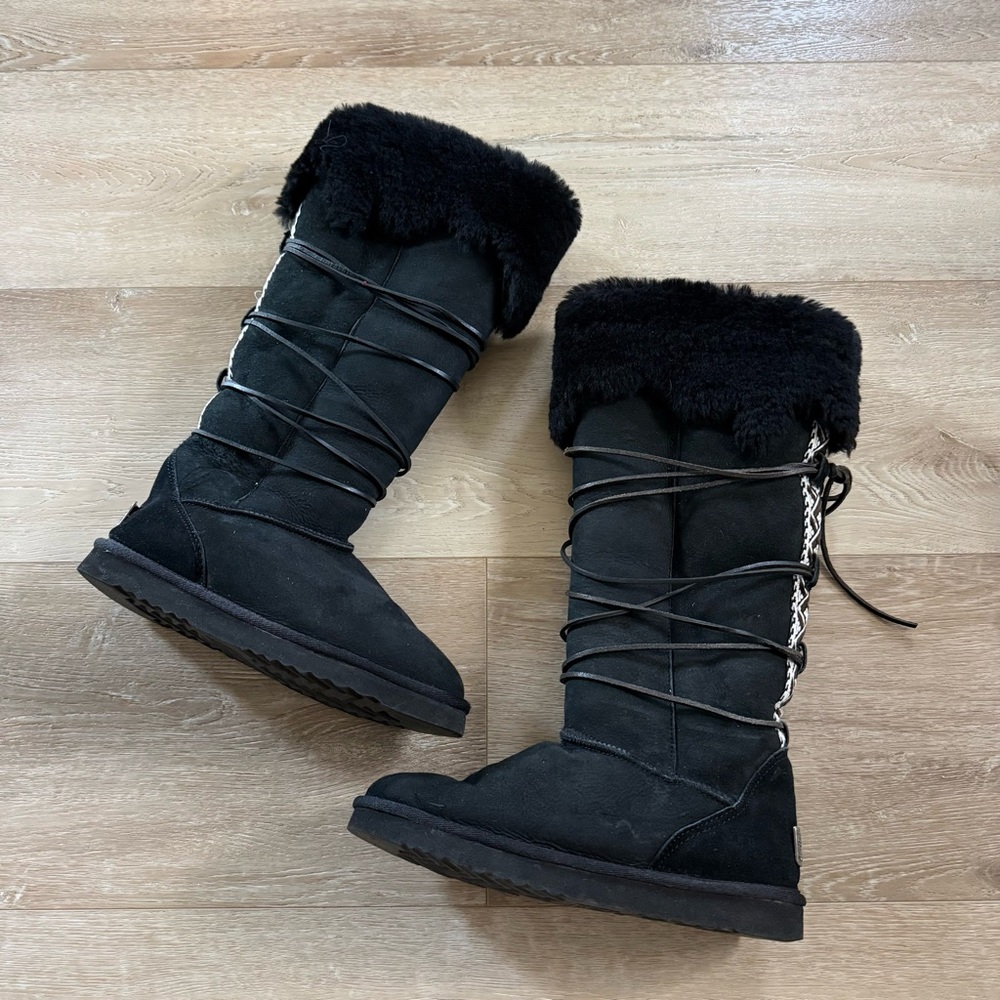 Beach Feet Australian boots genuine sheepskin tall lace up boots size 8